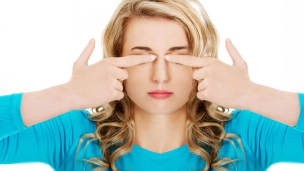 Cvičenie jogy na posilnenie očného svalu: