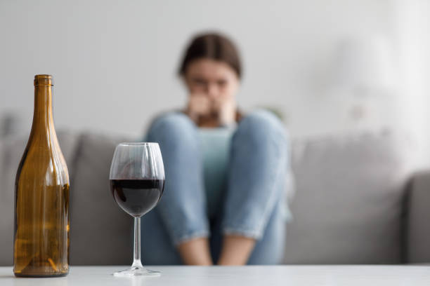 žena, nápoj, víno, pohovka, depresívny